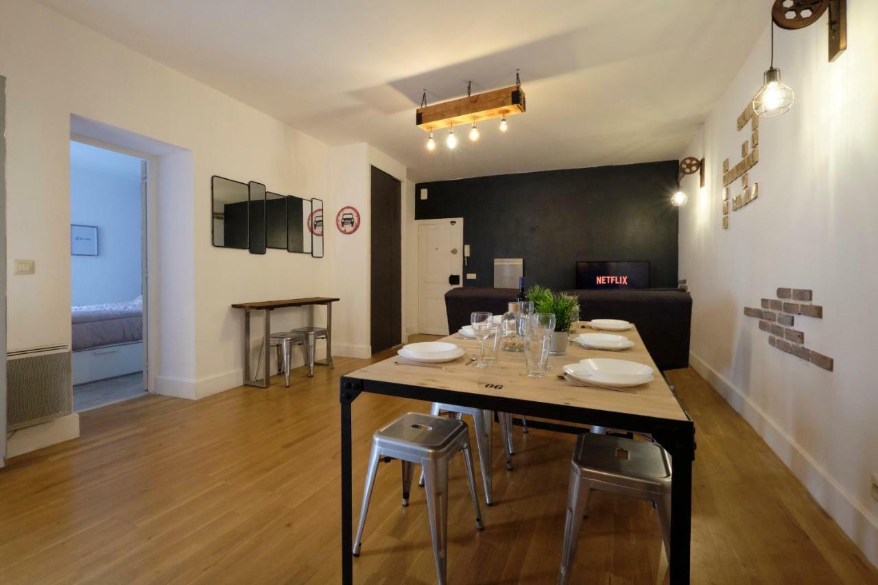 Melina - Appartement Dans Les Remparts De La Bastide Avec Parking Et Terrasse Carcassonne Buitenkant foto
