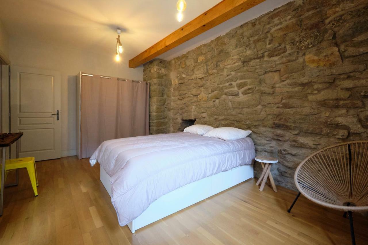Melina - Appartement Dans Les Remparts De La Bastide Avec Parking Et Terrasse Carcassonne Buitenkant foto